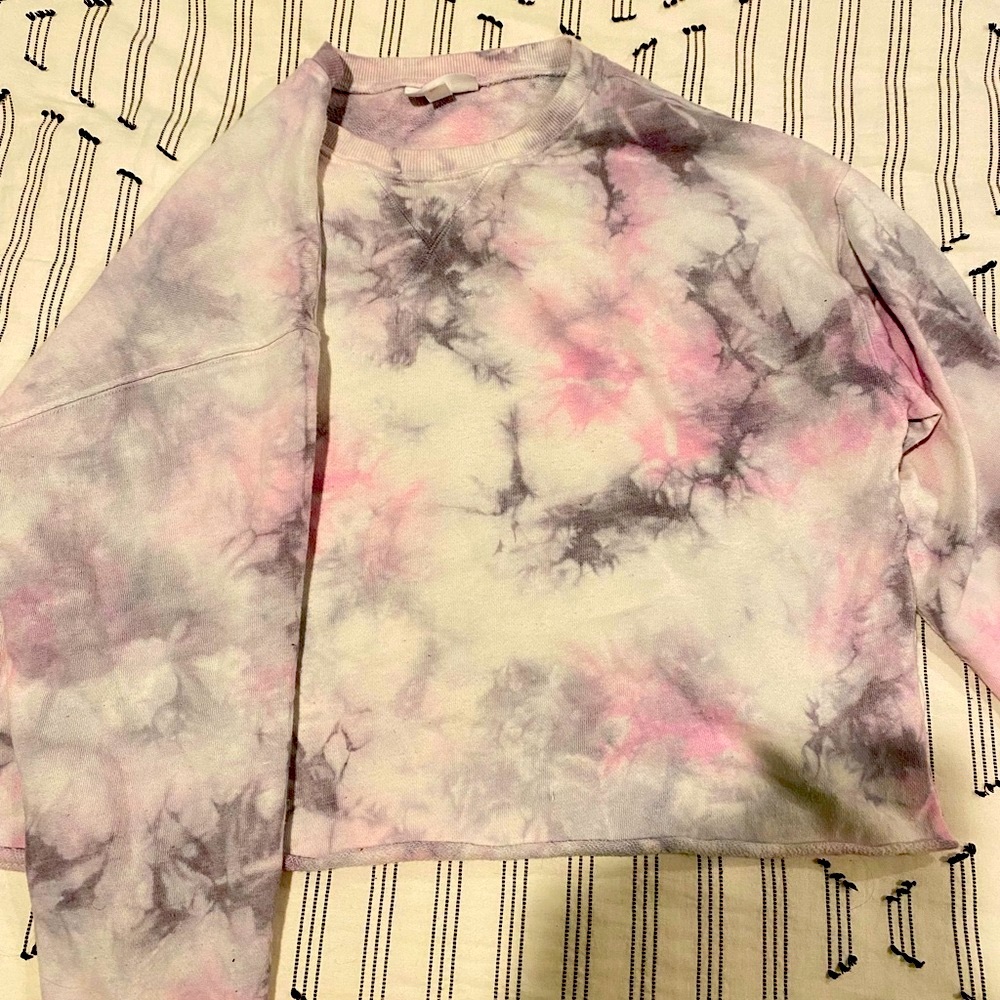 Cozy Colsie XS crop sweatshirt!
